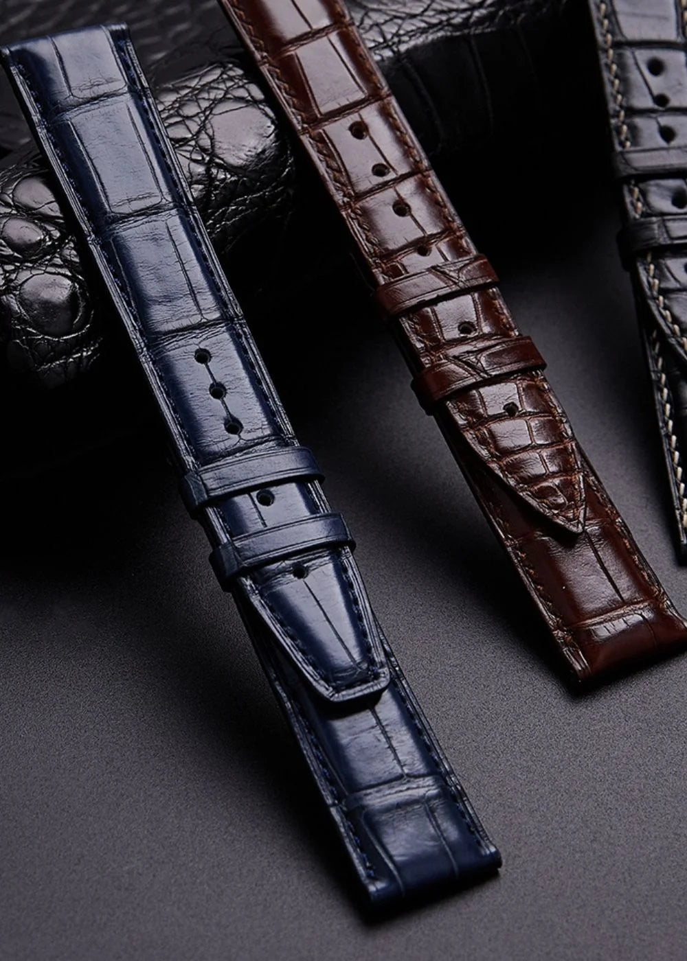 WatchesMate-Mobile_Alligator-Textured Leather Watch Straps